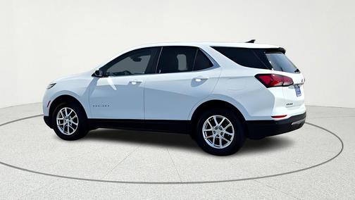 Summit White 2024 Chevrolet Equinox LT