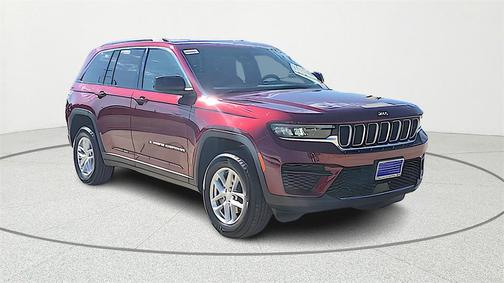 2026 Jeep Grand Cherokee Laredo