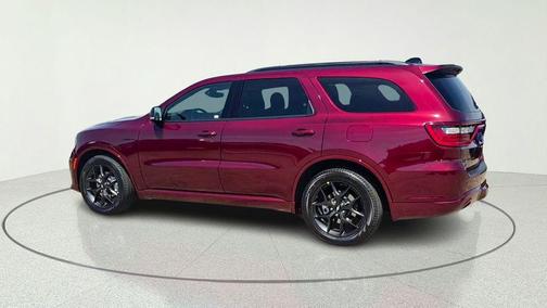 Octane Red Pearlcoat 2026 Dodge Durango GT Plus HEMI V8