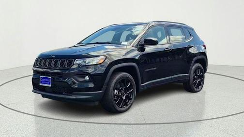 Diamond Black 2026 Jeep Compass Latitude