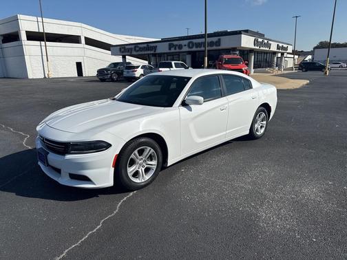 2016 Dodge Charger SE