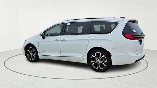 2026 Chrysler Pacifica Pinnacle