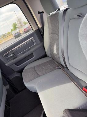 Blue Streak Pearlcoat 2016 RAM 1500 SLT