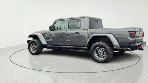 Granite Crystal Clearcoat Metallic 2026 Jeep Gladiator Mojave