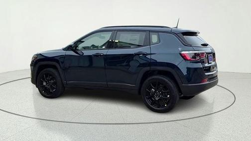 Fathom Blue Pearlcoat 2026 Jeep Compass Latitude