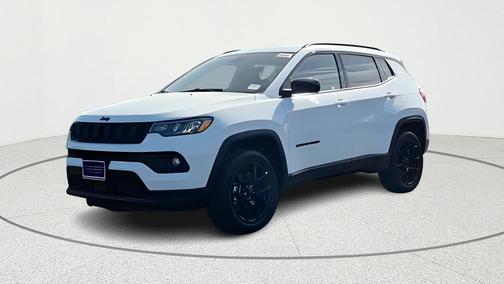 Bright White Clearcoat 2026 Jeep Compass Latitude