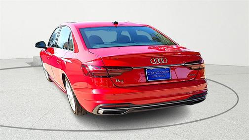 2024 Audi A4 45 S line quattro Premium