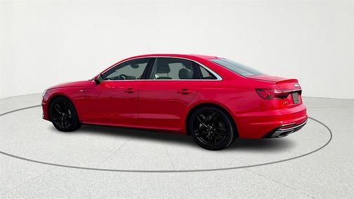 2024 Audi A4 45 S line quattro Premium