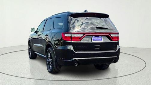 DB Black Crystal Clearcoat 2026 Dodge Durango GT