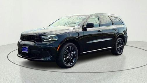 DB Black Crystal Clearcoat 2026 Dodge Durango GT
