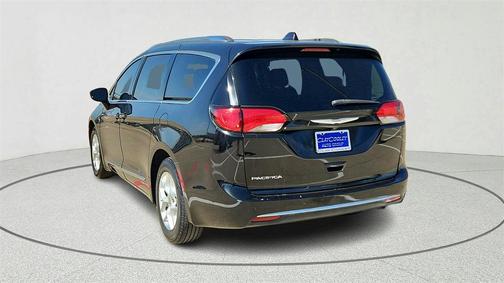 2020 Chrysler Pacifica Touring-L