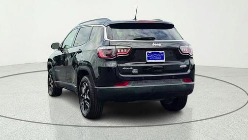 Diamond Black 2022 Jeep Compass Latitude
