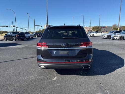 2023 Volkswagen Atlas 2.0T SE