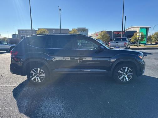 2023 Volkswagen Atlas 2.0T SE