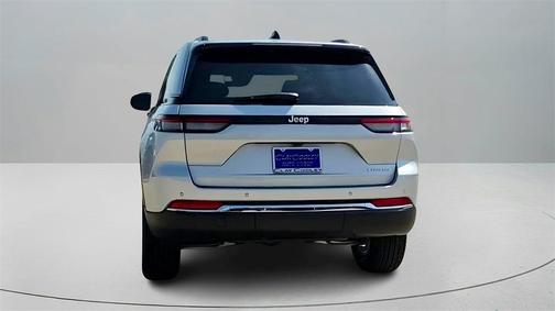 2025 Jeep Grand Cherokee Laredo X