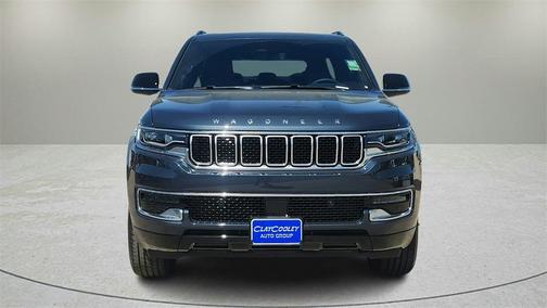 2025 Jeep Wagoneer Base