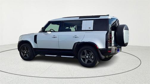 2023 Land Rover Defender 110 X-Dynamic SE