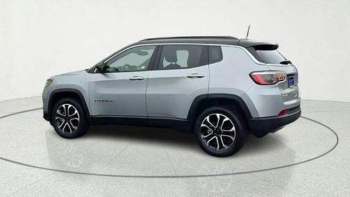 Billet Silver Metallic Clearcoat 2023 Jeep Compass Limited