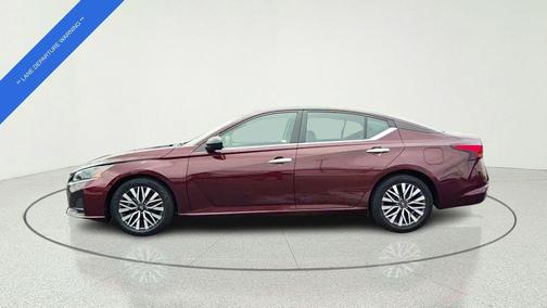Garnet Pearl 2024 Nissan Altima 2.5 SV