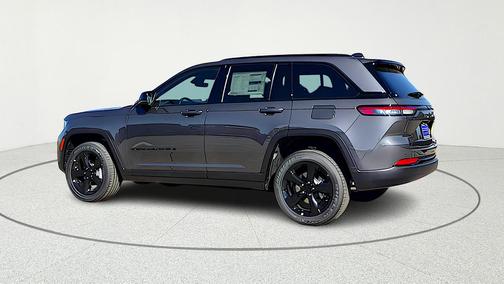 Metallic 2025 Jeep Grand Cherokee Laredo