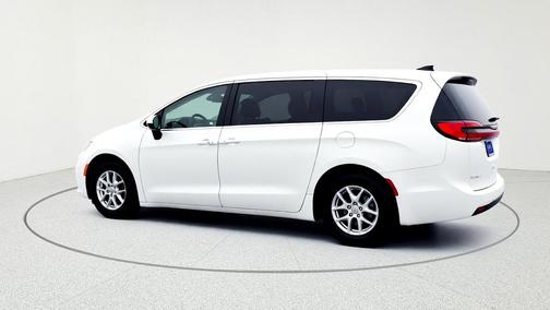Bright White Clearcoat 2023 Chrysler Pacifica Touring-L