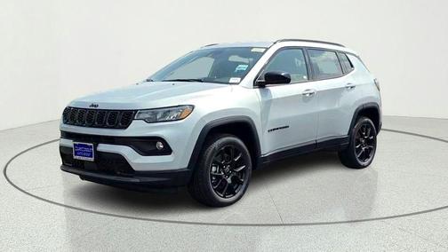 Silver Zynith 2026 Jeep Compass Latitude