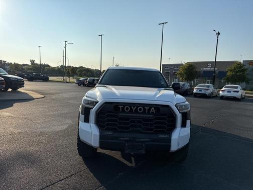 2022 Toyota Tundra Hybrid TRD Pro