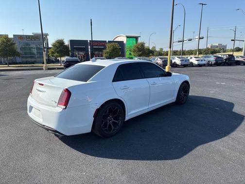 2015 Chrysler 300 S