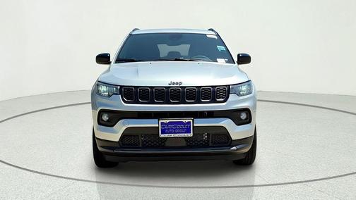 Silver Zynith 2026 Jeep Compass Latitude