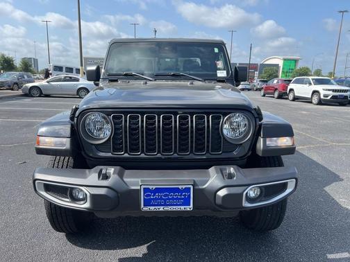2024 Jeep Gladiator Sport