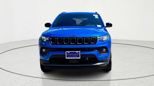 Hydro Blue Pearlcoat 2026 Jeep Compass Latitude