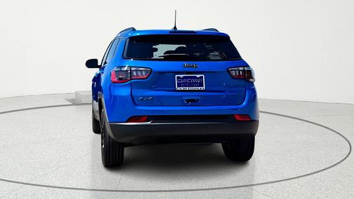 Hydro Blue Pearlcoat 2026 Jeep Compass Latitude