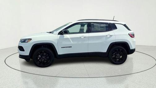 Bright White Clearcoat 2026 Jeep Compass Latitude