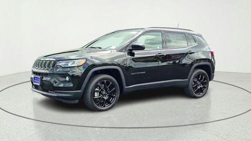 Diamond Black 2026 Jeep Compass Latitude