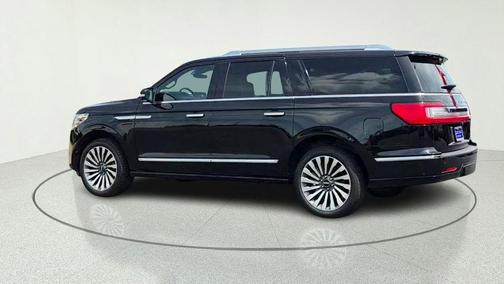 Black Metallic 2019 Lincoln Navigator L Reserve