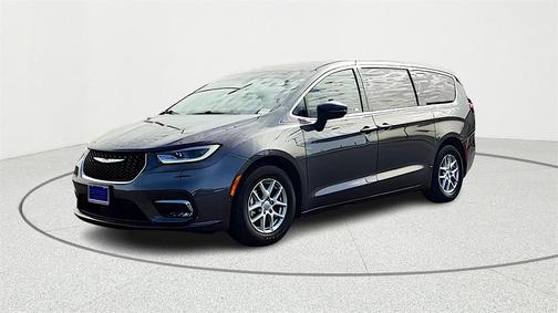 2023 Chrysler Pacifica Touring-L