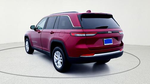 Velvet Red Pearlcoat 2026 Jeep Grand Cherokee Laredo X