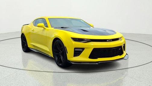 Bright Yellow 2016 Chevrolet Camaro 2SS