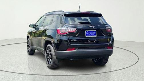 Diamond Black 2026 Jeep Compass Latitude