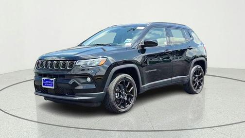 Diamond Black 2026 Jeep Compass Latitude
