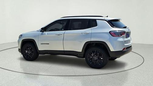 Silver Zynith 2026 Jeep Compass Latitude