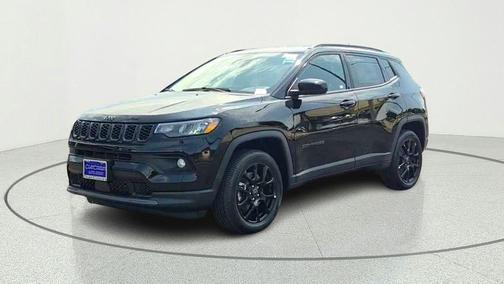 Diamond Black 2026 Jeep Compass Latitude