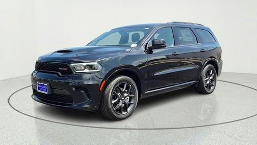 DB Black Crystal Clearcoat 2026 Dodge Durango GT HEMI V8