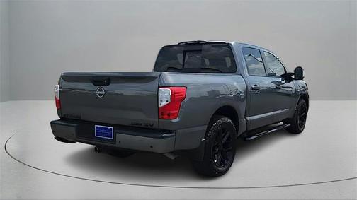 2023 Nissan Titan SV