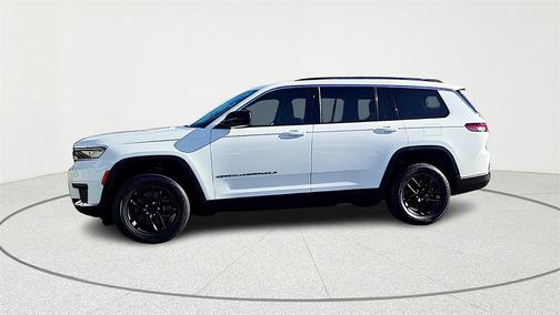 2022 Jeep Grand Cherokee L Laredo