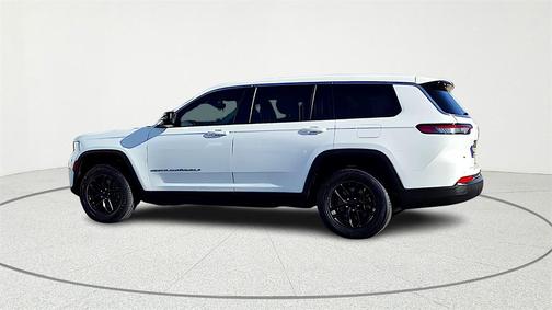 2022 Jeep Grand Cherokee L Laredo