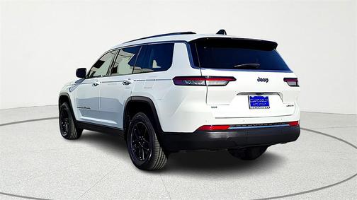 2022 Jeep Grand Cherokee L Laredo