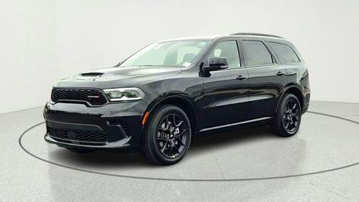 DB Black Crystal Clearcoat 2026 Dodge Durango GT Plus HEMI V8