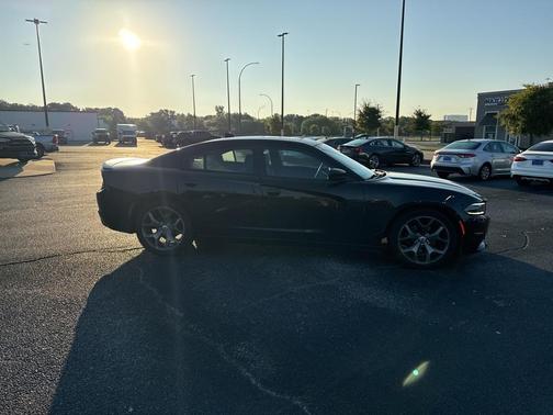 2017 Dodge Charger SXT
