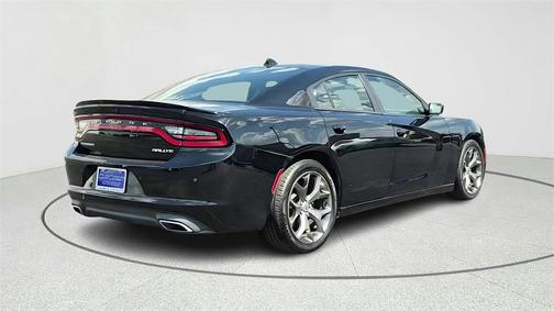 2017 Dodge Charger SXT